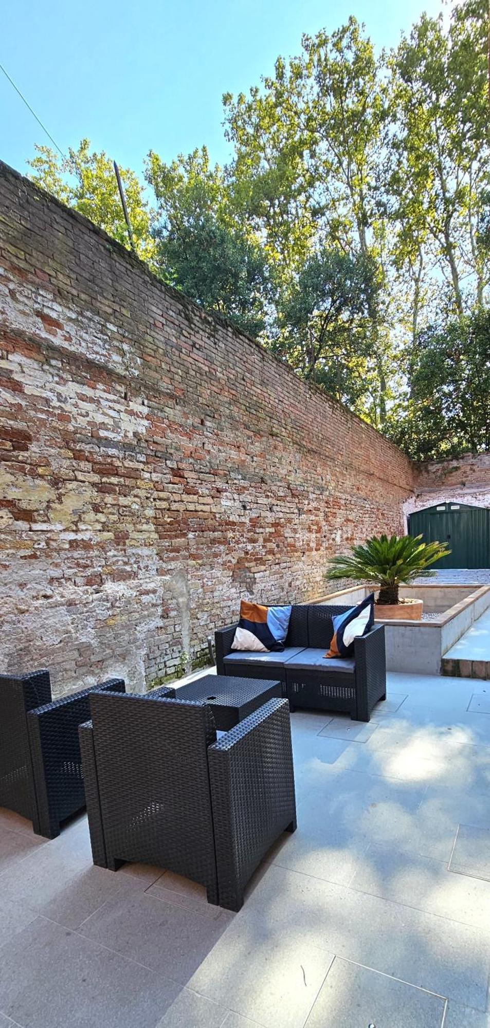 Small With Private Garden * Venedig